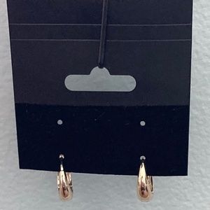 Small gold hoop earrings